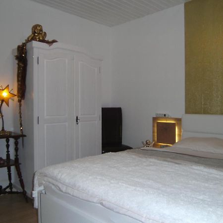 Ferienwohnung Rosentraum Oberotterbach Buitenkant foto
